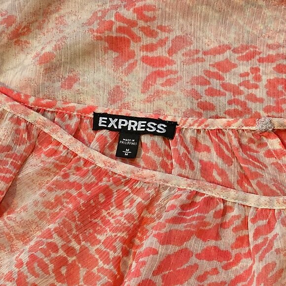 EXPRESS, pink 3/4 sleeve blouse with side tie - Picture 9 of 9